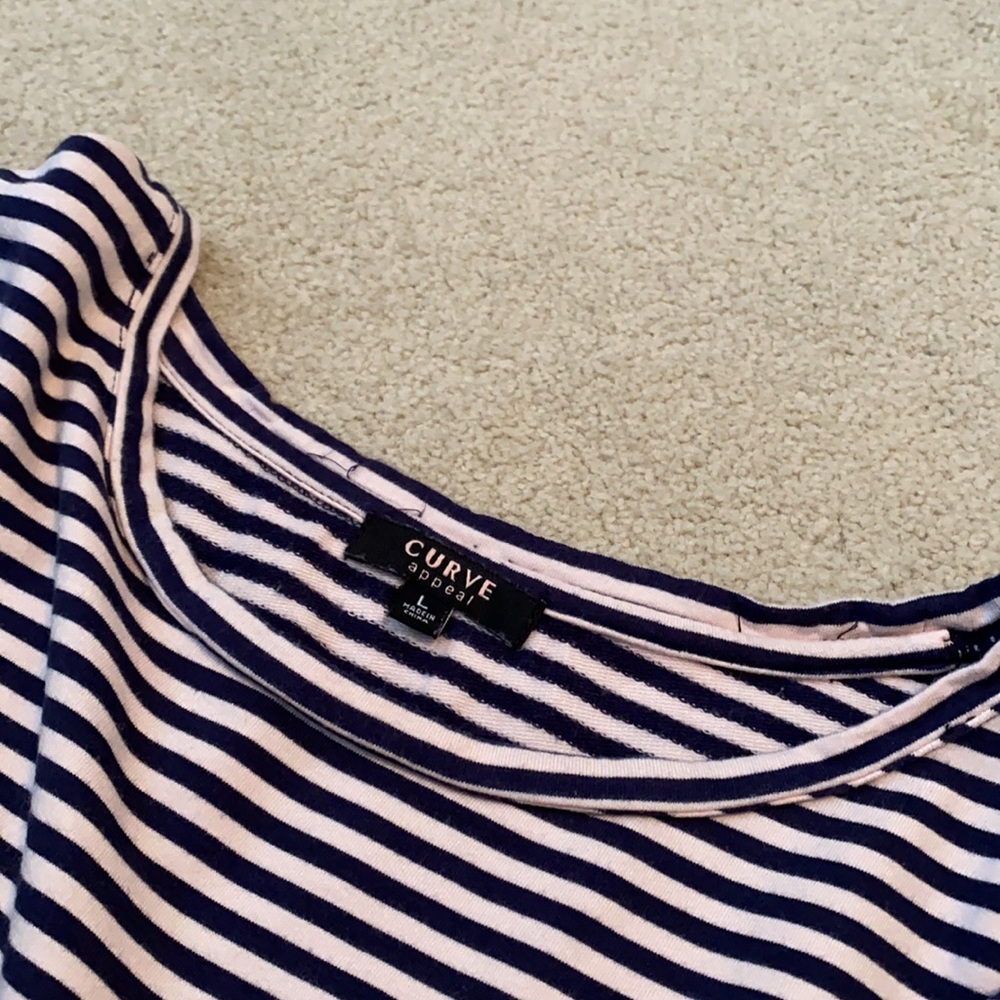 **FREE W/PURCHASE** Curve appeal navy blue and pink stripe pullover top. - Picture 16 of 16